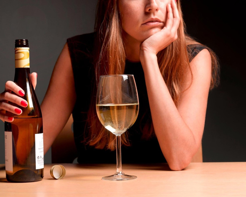 Анонимное лечение женского алкоголизма в Лесосибирске